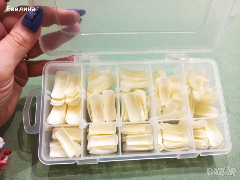 Кутия с удължители, типсове 376 броя, снимка 1