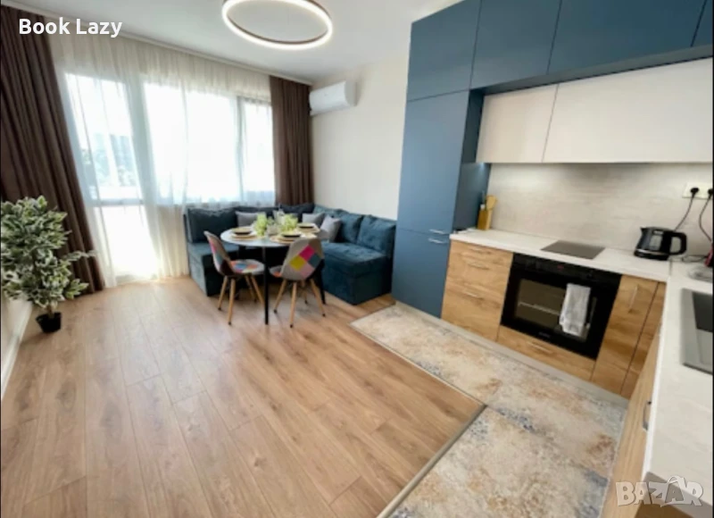 Тристаен Central Escape , снимка 1