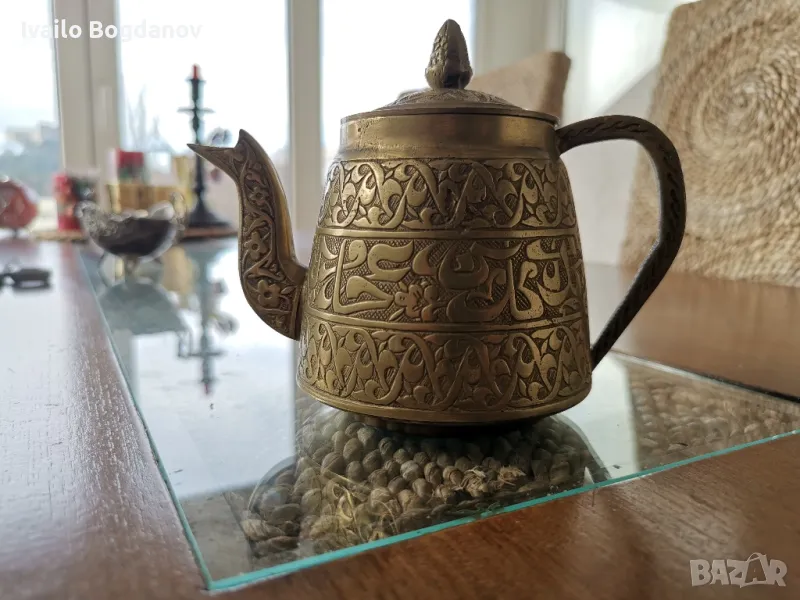 Месингов чайник в ориенталски стил , снимка 1