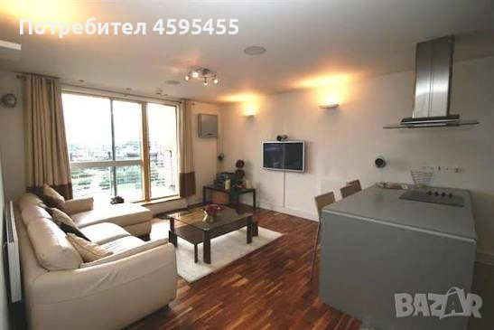 Складови Служители в Англия, снимка 1