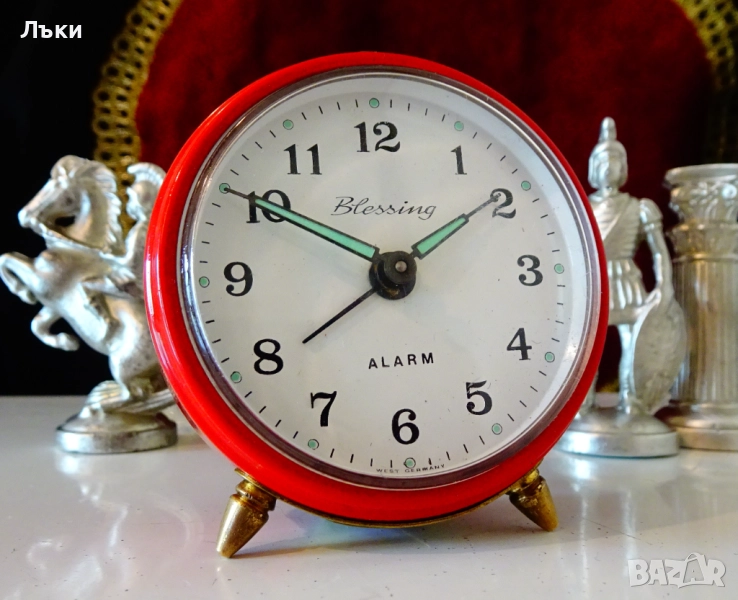 Механичен настолен часовник будилник Blessing. , снимка 1