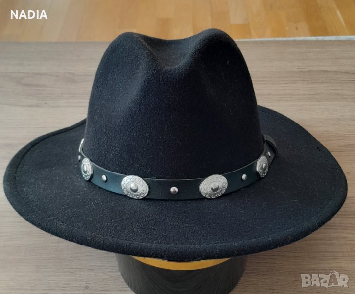 Дамско бомбе капела, снимка 1