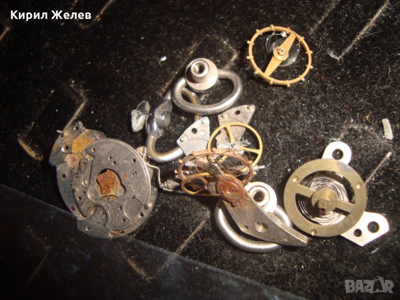 Лот ЧАСТИ от СТАРИ МЕХАНИЧНИ ЧАСОВНИЦИ и БУДИЛНИЦИ 21959, снимка 1