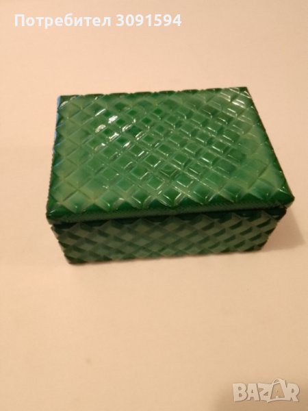 Бохемска стъклена малахитова кутия, снимка 1