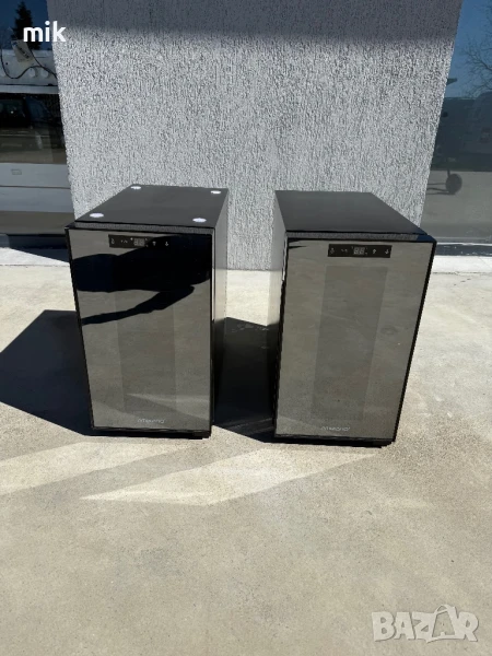 Малка хладилна витрина с вентилатор, снимка 1