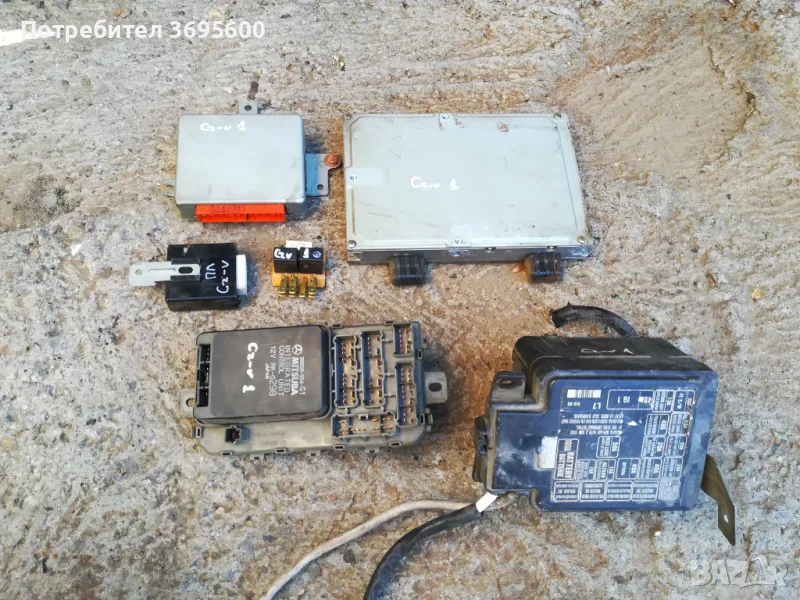 Honda Cr-v Crv 1 Хонда Цр-в Црв 2.0i компютър модул модули табло бушони релета бушониера, снимка 1