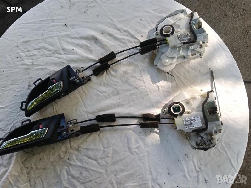 Honda CRV3 2006-2011г брава -машинки за централно заключване - брава, снимка 1