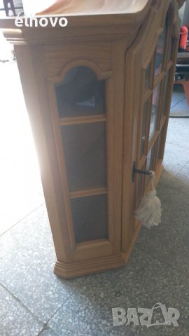 Дървен шкаф, снимка 6 - Антикварни и старинни предмети - 39738879