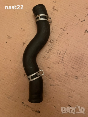 Маркуч за радиатор долен за Сузуки Гранд Витара 1998-2005 год 1.6 97 к.с, снимка 2 - Части - 52677852