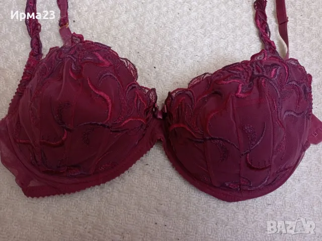 Дамски сутиен