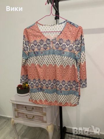 Дамска блуза в размер S-М, снимка 4 - Блузи с дълъг ръкав и пуловери - 44141562
