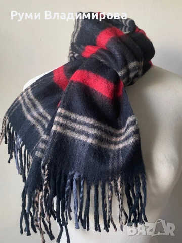 Черен, кариран шал от 100 % кашмир, снимка 3 - Шалове - 52705034