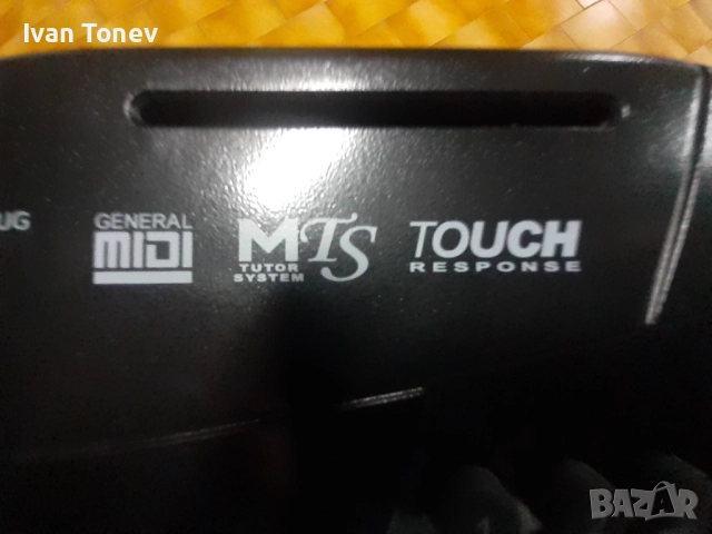 Синтезатор "МЕДЕЛИ"-като нов,с калъф!!!, снимка 4 - Синтезатори - 52471021