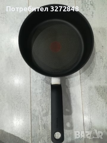 Тиган TEFAL с подсилено дъно- 25/8 см, снимка 1 - Съдове за готвене - 43436105
