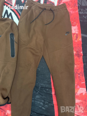 Оригинален екип Nike tech, снимка 3 - Спортни дрехи, екипи - 52879299