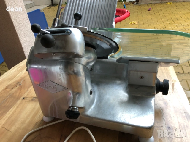 Професионална резачка за месо/колбаси Graef, снимка 9 - Обзавеждане на кухня - 53144910