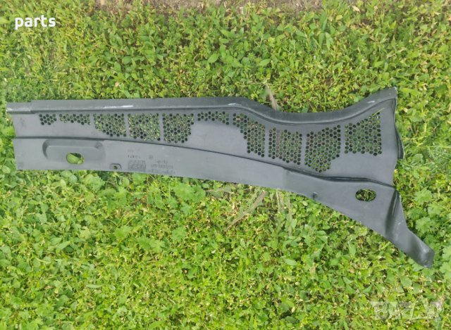 Дясна Решетка Чистачки Поло - VW Polo - 6N1819415 N, снимка 3 - Части - 40593493