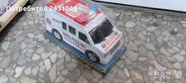 детска играчка линейка, снимка 6 - Коли, камиони, мотори, писти - 44114149