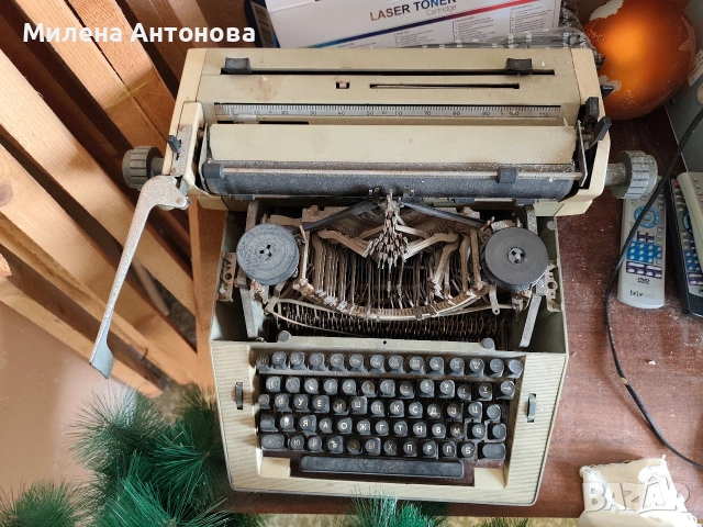 Пишеща машина,DVD,Компютър!