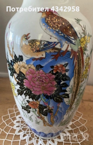 Винтидж китайска порцеланова ваза., снимка 2 - Антикварни и старинни предмети - 52934861
