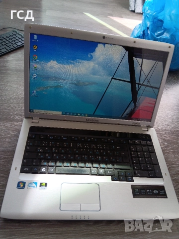 Лаптоп Самсунг СЕ 31/4гб.