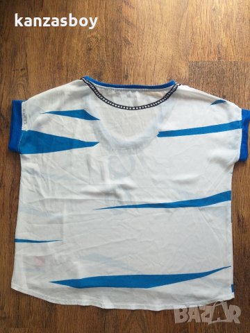 desigual - страхотна дамска блуза КАТО НОВА, снимка 5 - Тениски - 32935935