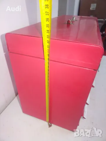 Метален сандък за инструменти с три чекмеджета на релси и капак.  Внос от Германия!  Габаритни разме, снимка 4 - Куфари с инструменти - 47698398