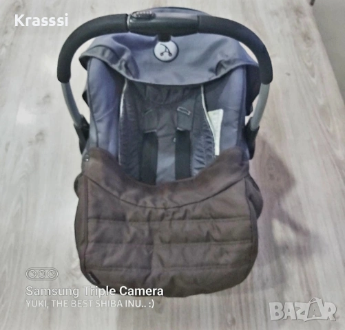 Детско столче за автомобил