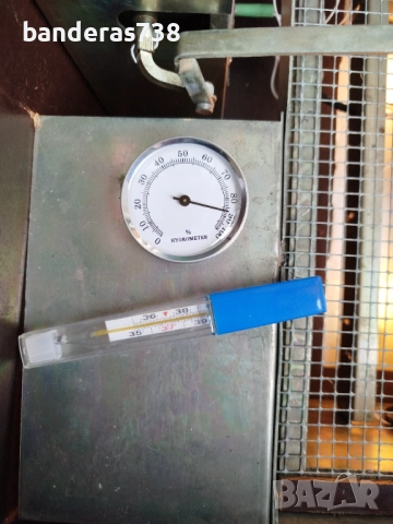 Продавам инкубатор, снимка 3 - За птици - 52896782