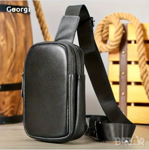 Компактна и Удобна лятна дисплей чантичка /Черна естествена кожа!