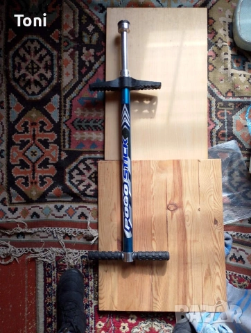 pogo stick стик за скачане цена по договаряне подарък ми е но на 32 не ми се скача, снимка 3 - Фен артикули - 53413109