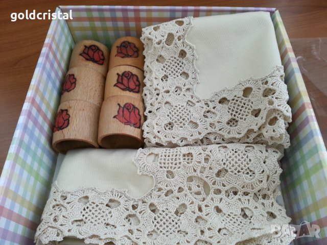 Текстилни салфетки за маса и салфетници , снимка 4 - Антикварни и старинни предмети - 37487548