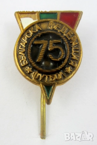 Българска Футболна Федерация-Наградни значки за футболни национали, снимка 7 - Колекции - 52638850