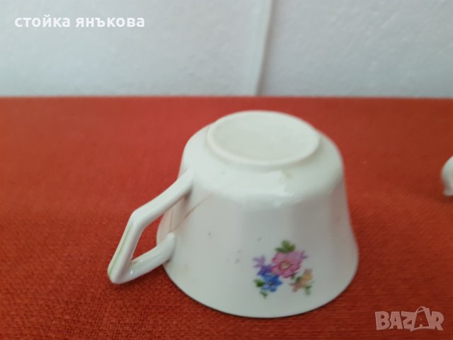 Продавам две старинни чашки за кафе, снимка 6 - Чаши - 37822065