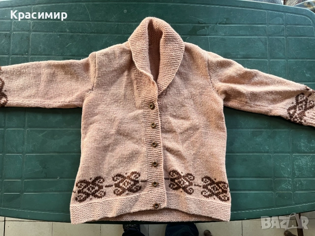 Продавам ръчно плетени жилетки , снимка 6 - Жилетки - 19864292