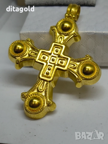 Златен 18К кръст 23.37 гр 18К цена 4350 лв