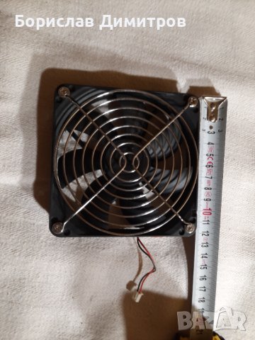 Продавам вентилатор DC BRUSHLESS FAN 12 V 0.18 A с решетка, снимка 1 - Други - 39885173