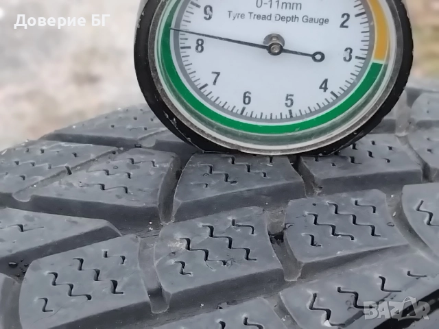 Гуми 215 55 16 Пирели Pirelli 2 броя. Нов внос. Не са нови!