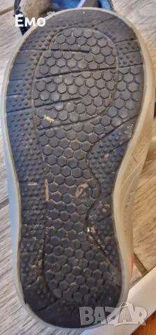 Продавам детски обувки нови 20-22 номер, снимка 7 - Детски маратонки - 47626450