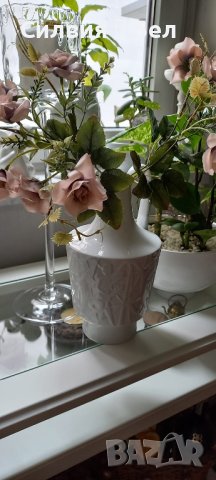 Красива ваза Порцелан