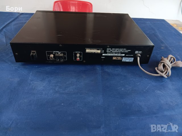 AKAI AT-52 Стерео тунер, снимка 7 - Радиокасетофони, транзистори - 43353688