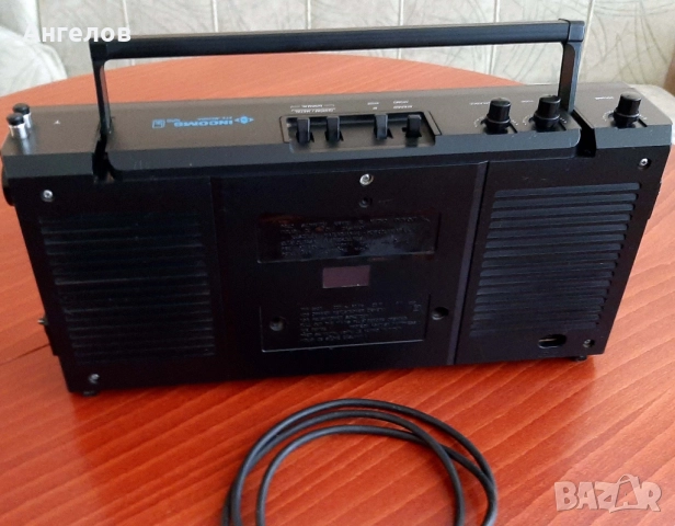 Радиокасетофон SKR 720, снимка 3 - Радиокасетофони, транзистори - 52971741