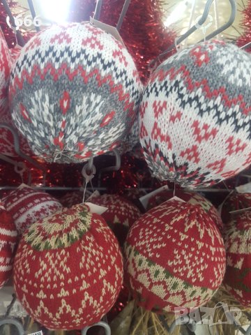 Коледни топки, снимка 2 - Декорация за дома - 43302262
