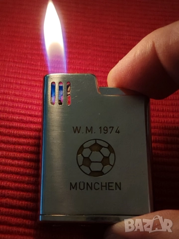 Стара газова запалка SAROME, световно по футбол 1974 г W. Germany. , снимка 7 - Запалки - 51639801