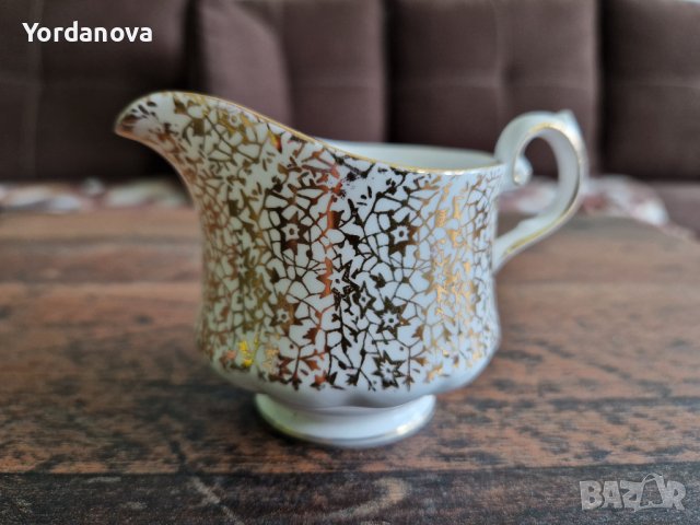 Порцеланова каничка за сметана/мляко