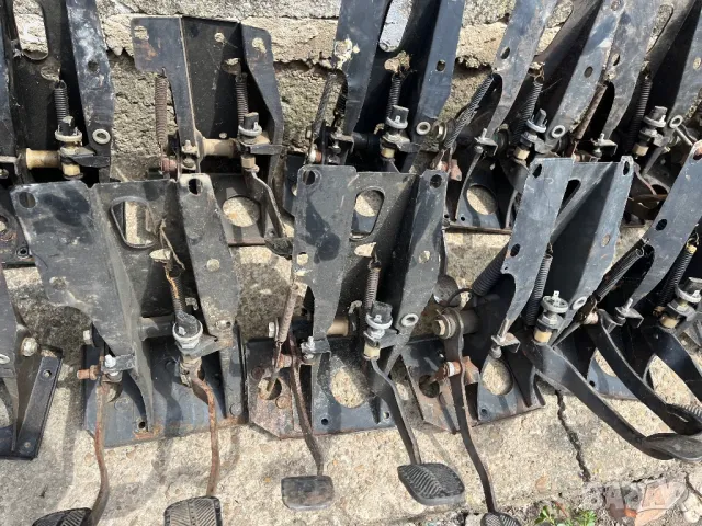 Конзола педали съединител спирачка ваз Лада Жигули -Lada2101/2107/2121/21213, снимка 3 - Части - 47949164