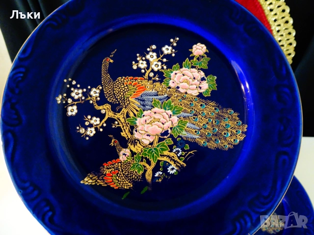 Чиния баварски порцелан,злато,кобалт,пауни. , снимка 5 - Чинии - 51824186