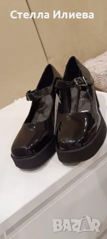 Обувки на Ток, снимка 3 - Дамски ежедневни обувки - 49876065