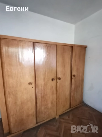 Гардероб, снимка 2 - Гардероби - 52533343