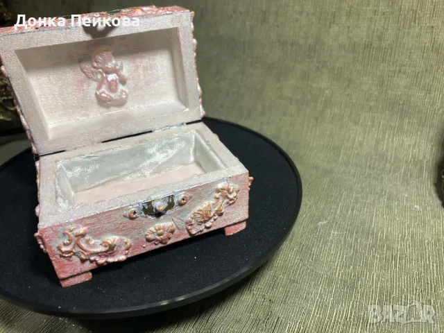 Ръчно декорирана кутия за кръщене за косичка или пъпче, скъпи спомени за бебче, снимка 14 - Декорация за дома - 48729758
